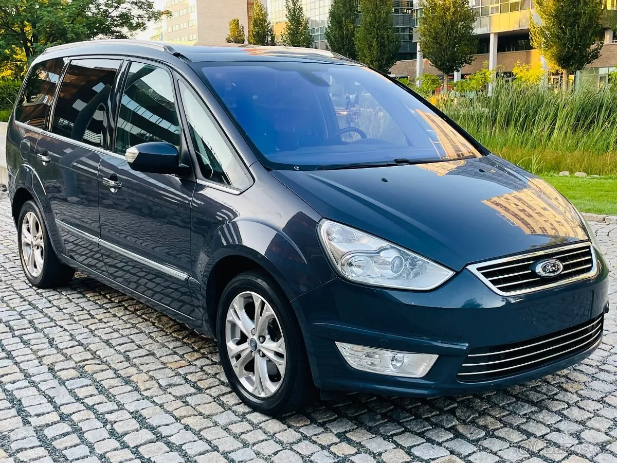 Ford Galaxy 2013 photo 4
