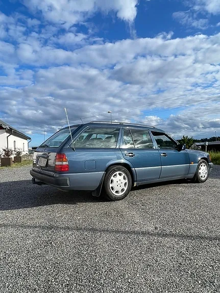 Mercedes-Benz 230 Te 1990 photo 3