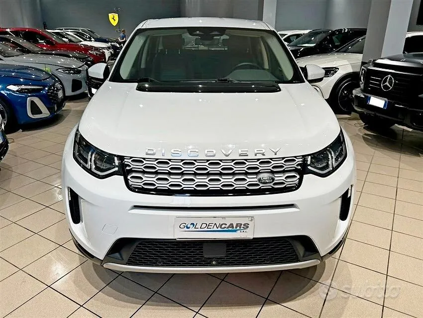 Land Rover Discovery Sport 2021 photo 2