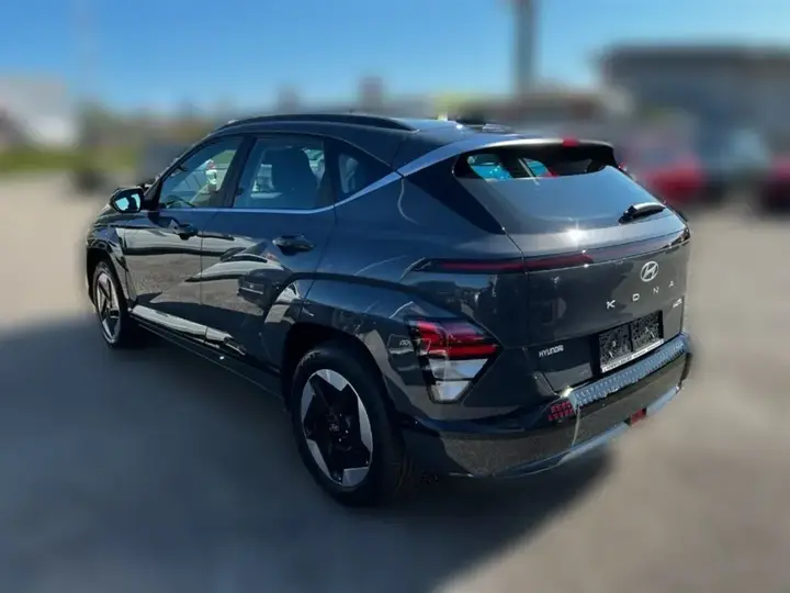 Hyundai Kona 2023 photo 2