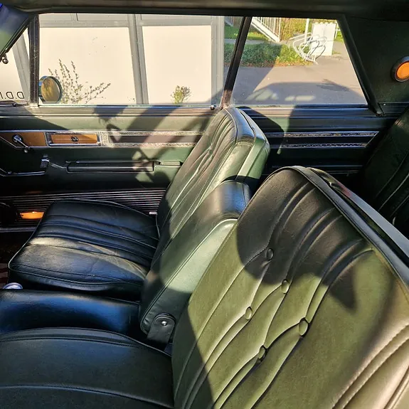 Chrysler Imperial 1968 photo 4