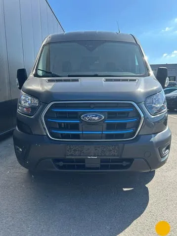 Ford E-Transit 2023 photo 2