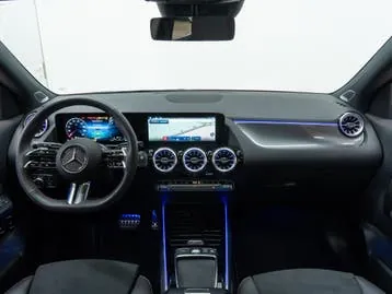 Mercedes-Benz Gla 2025 photo 3