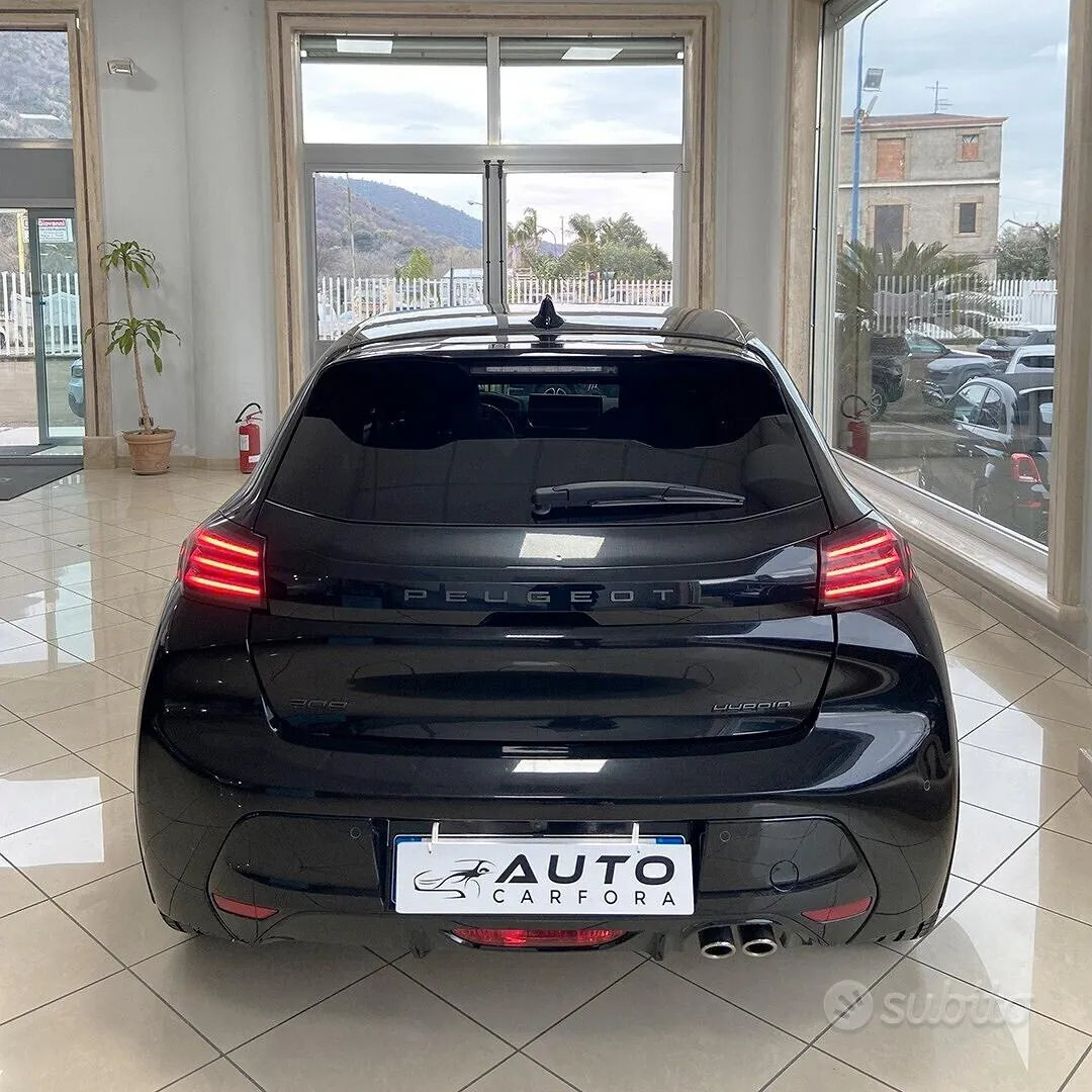 Peugeot 208 2025 photo 4