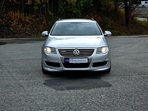 Volkswagen Passat 2010 photo 2