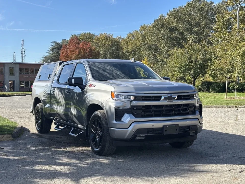 Chevrolet Silverado 1500 2024 photo 2