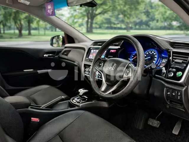 Honda Grace 2017 photo 4