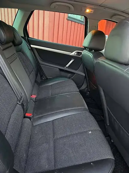 Peugeot 407 2008 photo 5