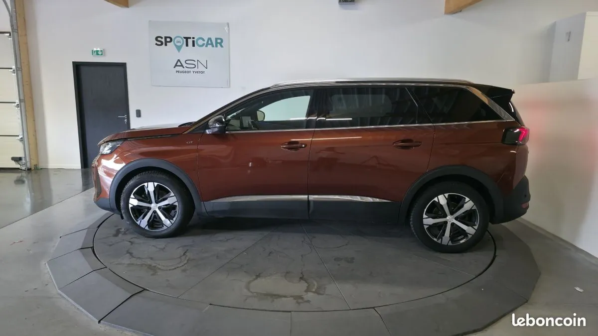 Peugeot 5008 2022 photo 5