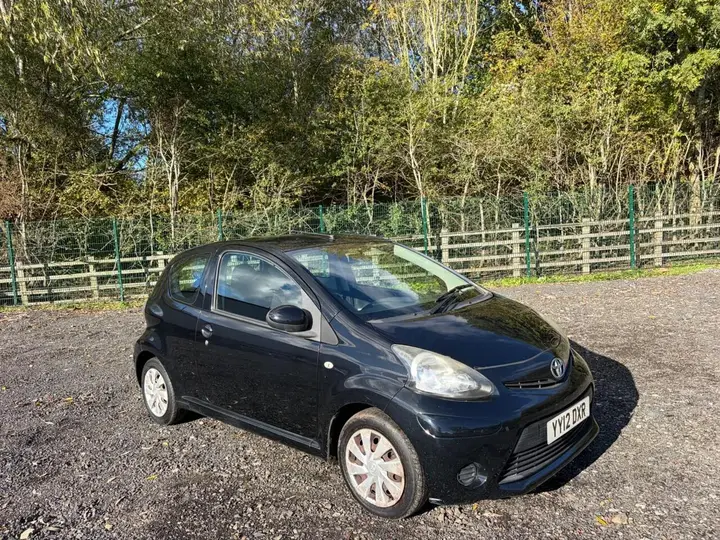 Toyota Aygo 2012 photo 3