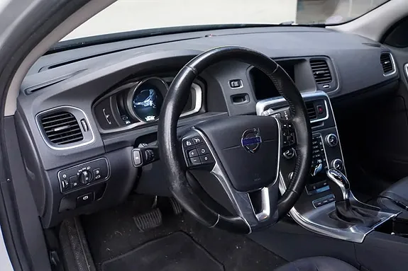 Volvo V60 2016 photo 3