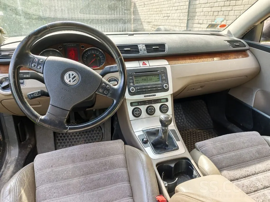 Volkswagen Passat 2005 photo 3