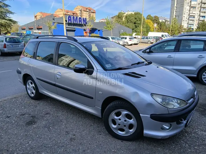 Peugeot 206 2003 photo 5
