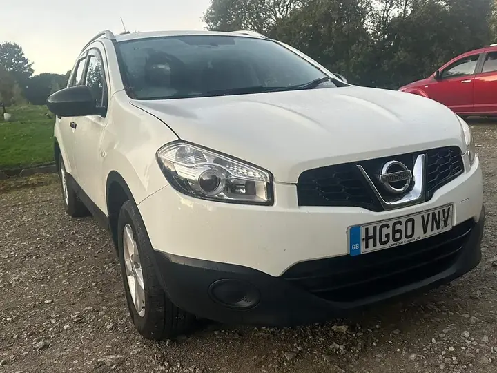 Nissan Qashqai 2011 photo 3