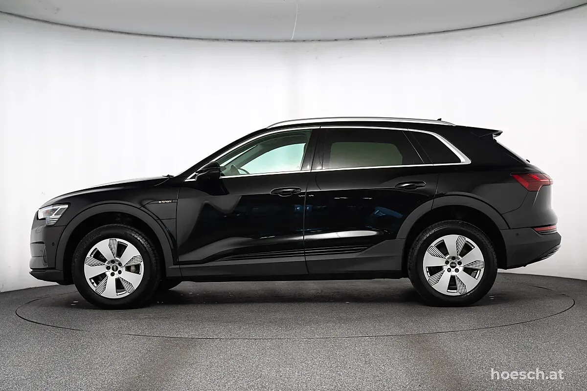Audi E-Tron 2022 photo 3