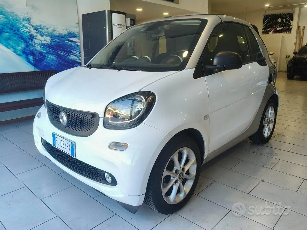 Smart Fortwo 2017 photo 4
