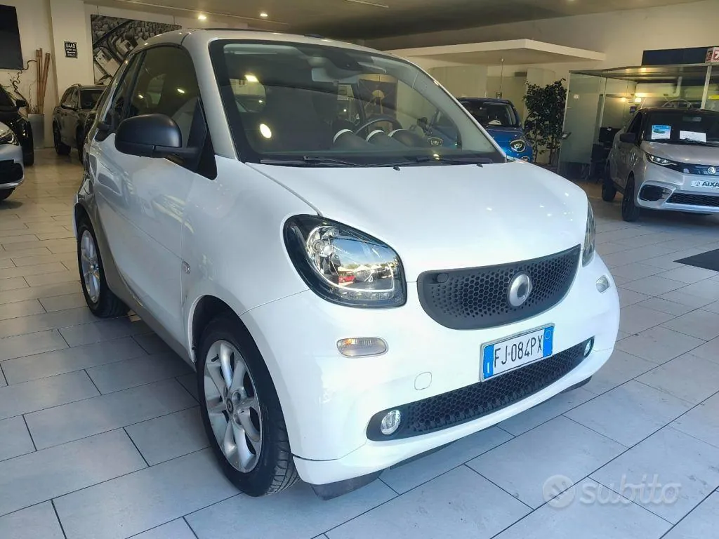 Smart Fortwo 2017 photo 3