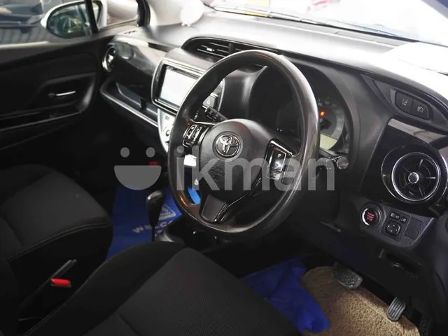 Toyota Vitz 2019 photo 2