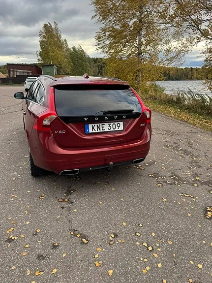 Volvo V60 2014 photo 3