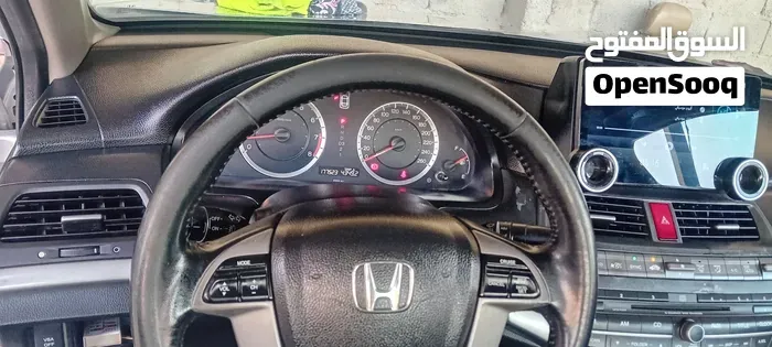 Honda Accord 2011 photo 2