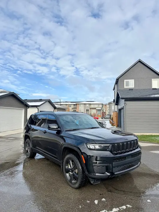 Jeep Grand Cherokee L 2025 photo 2