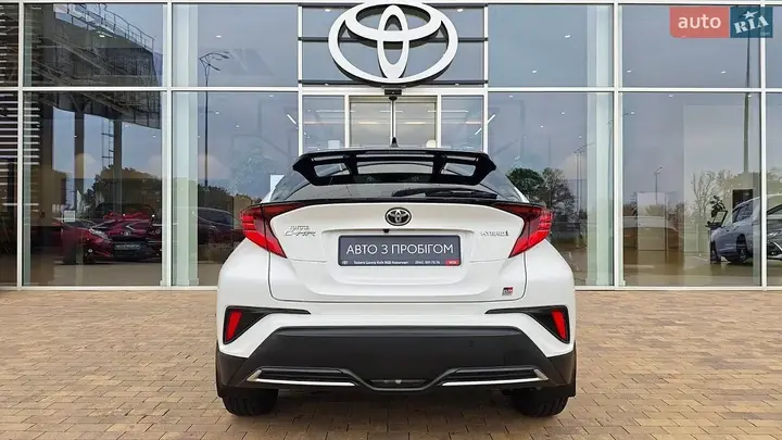 Toyota C-Hr 2021 photo 4