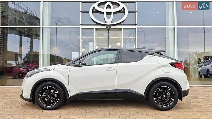 Toyota C-Hr 2021 photo 3