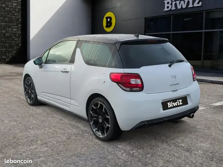 DS Automobiles Ds3 2011 photo 3