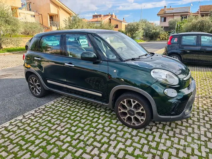 Fiat 500L 2016 photo 2