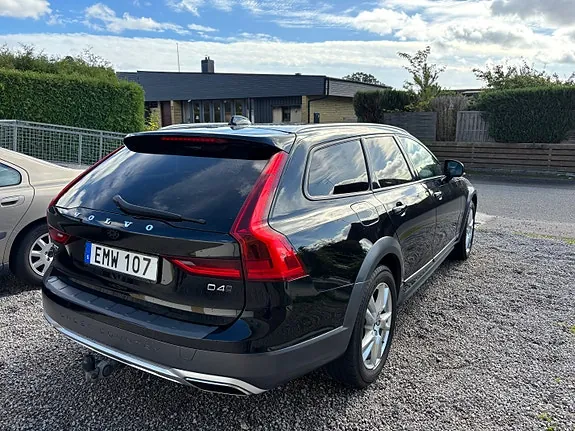 Volvo V90 Cross Country 2018 photo 2