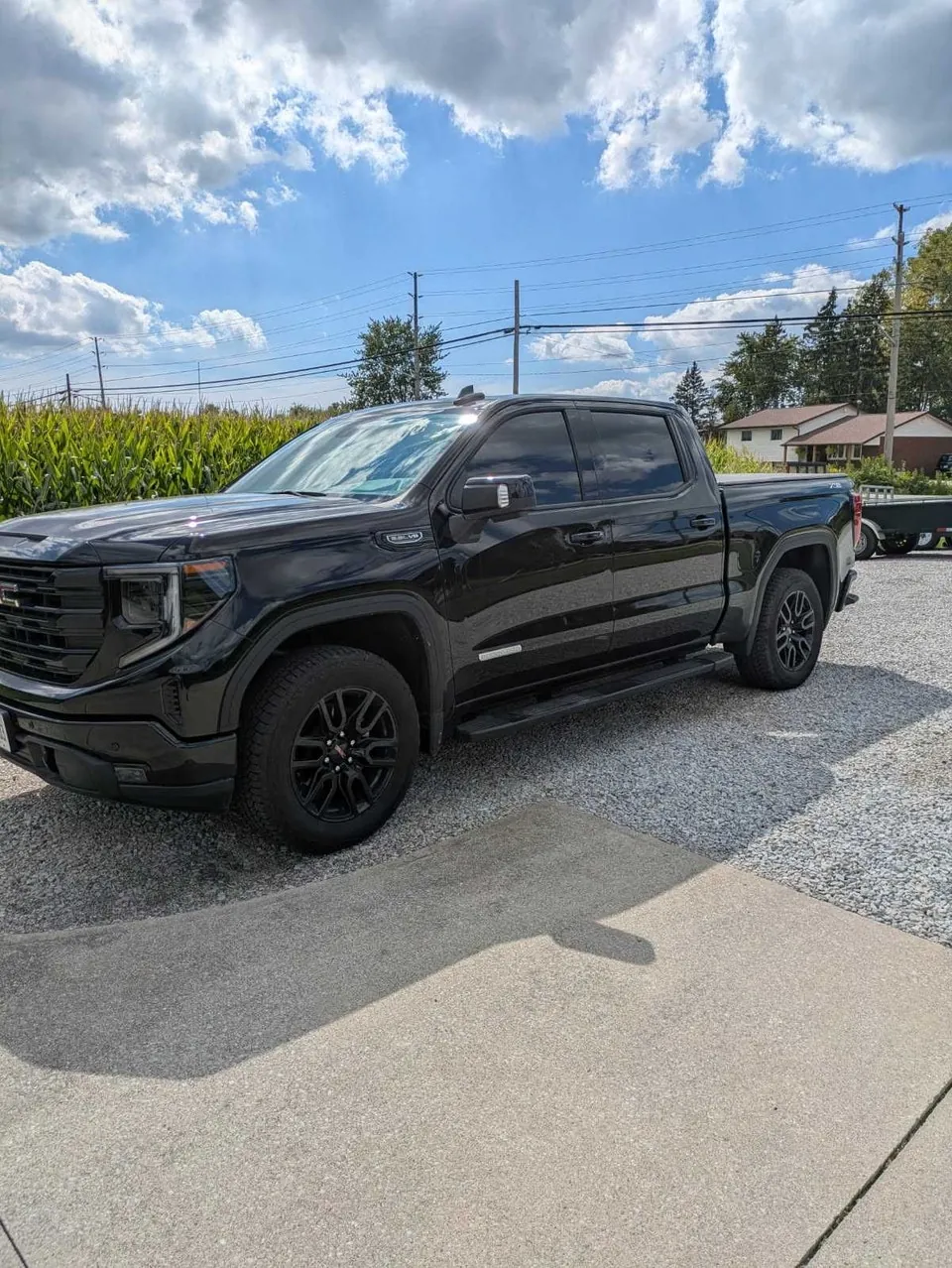 GMC Sierra 1500 2026 photo 2