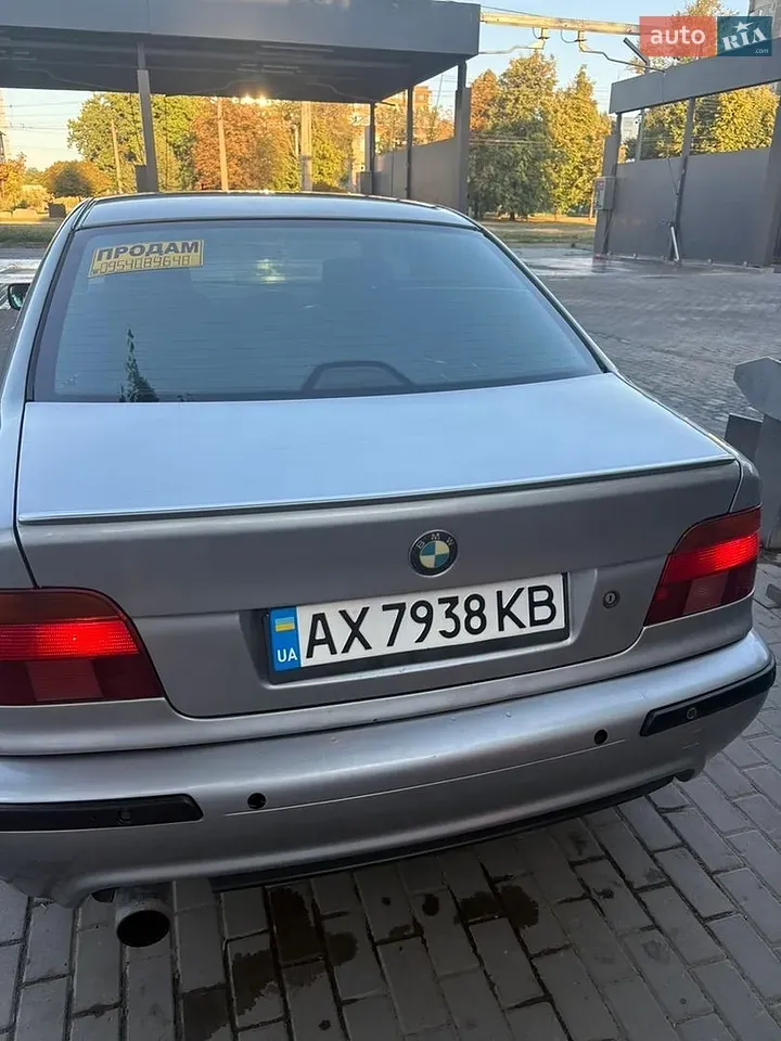 BMW 5 Series 1998 photo 2
