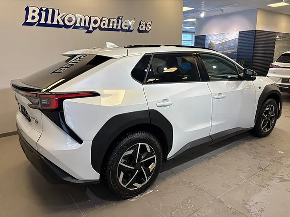 Subaru Solterra 2023 photo 3