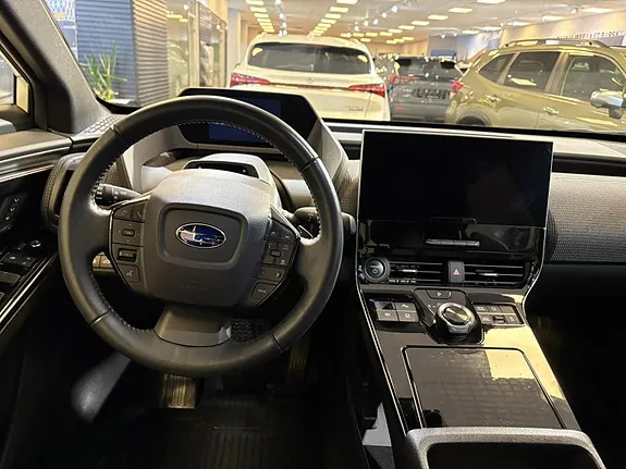 Subaru Solterra 2023 photo 5