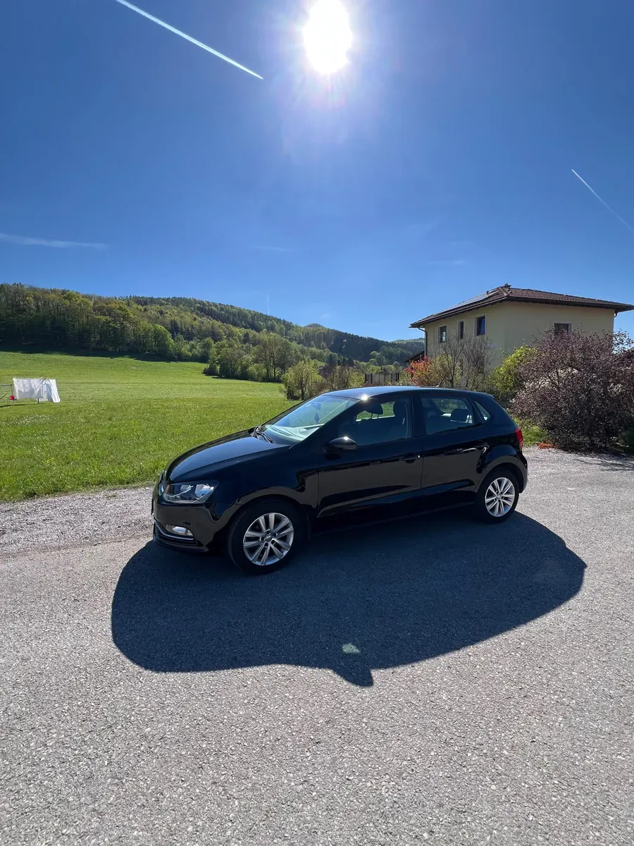 Volkswagen Polo 2016 photo 2