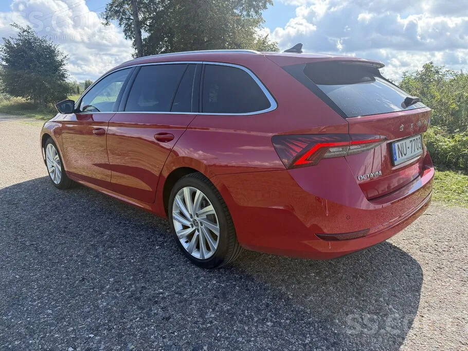 Skoda Octavia 2022 photo 2
