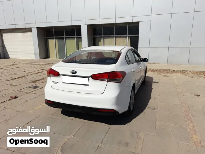 Kia Cerato 2018 photo 4