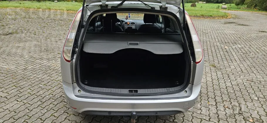 Ford Focus 2008 photo 4