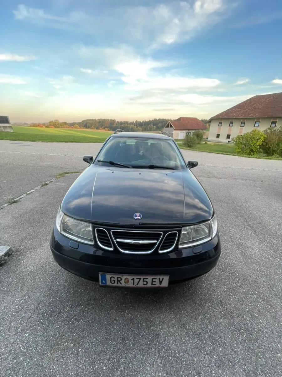 Saab 9-5 2004 photo 2