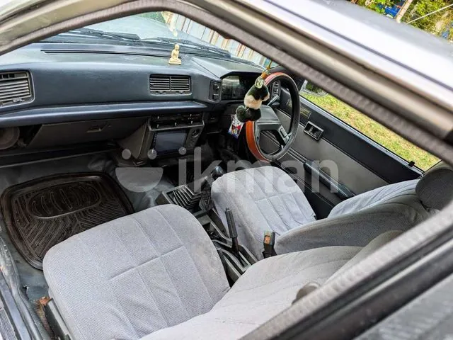 Toyota Corona 1988 photo 5