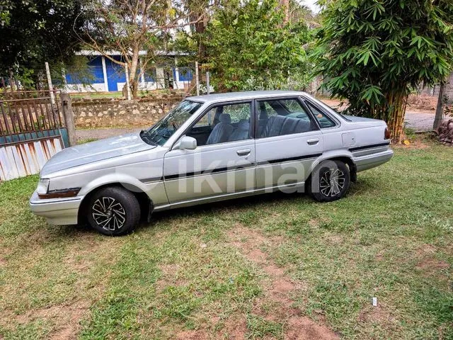 Toyota Corona 1988 photo 2