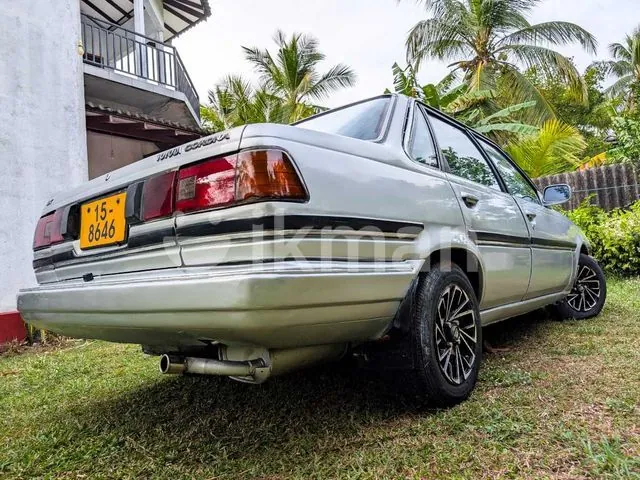 Toyota Corona 1988 photo 3