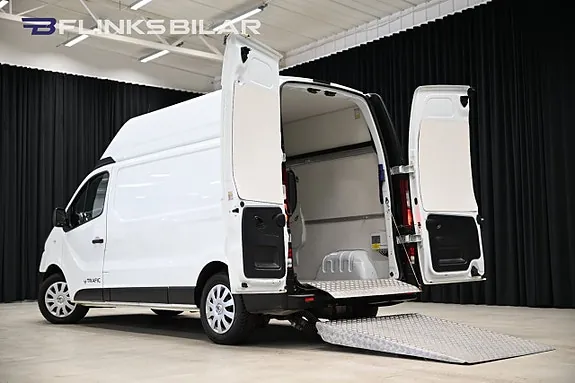 Renault Trafic 2018 photo 2