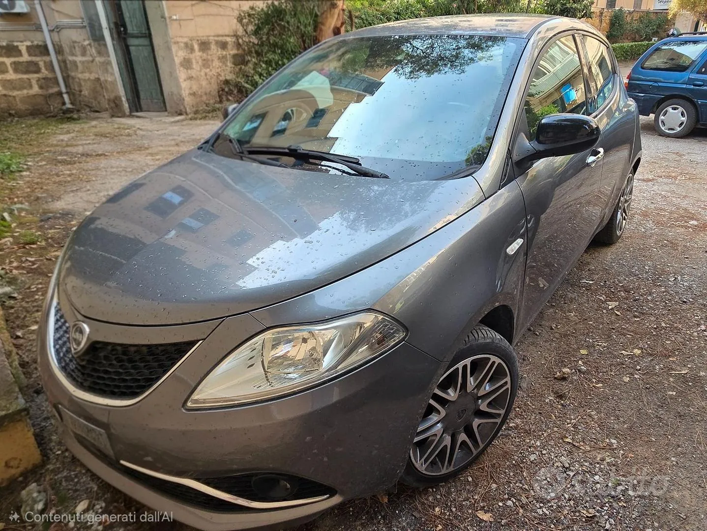 Lancia Ypsilon 2015 photo 2