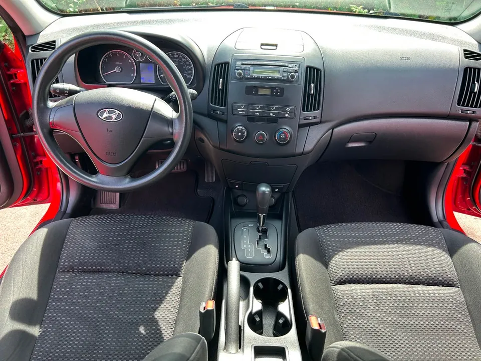 Hyundai Elantra 2009 photo 4