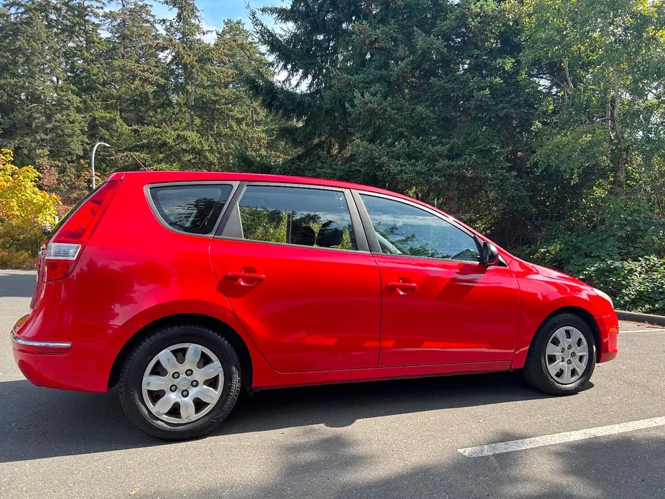 Hyundai Elantra 2009 photo 2