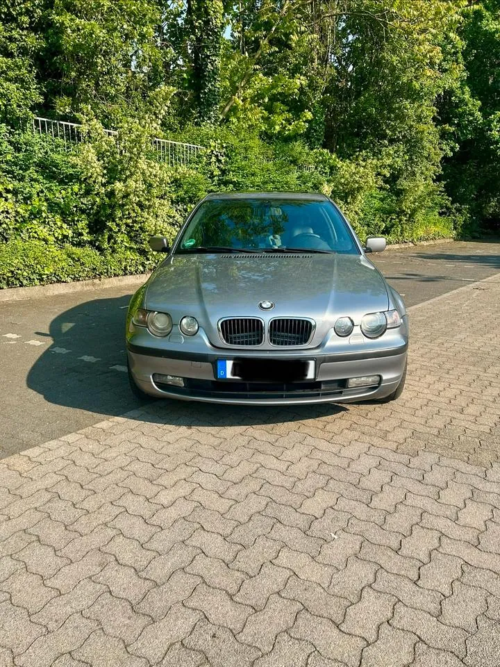 BMW 318 Ti