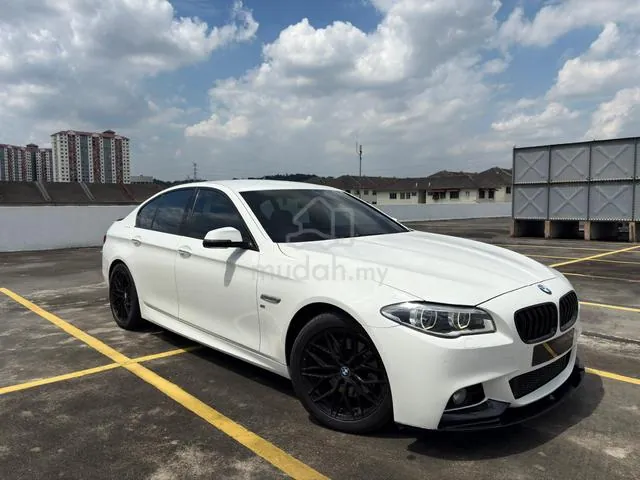 BMW 520I