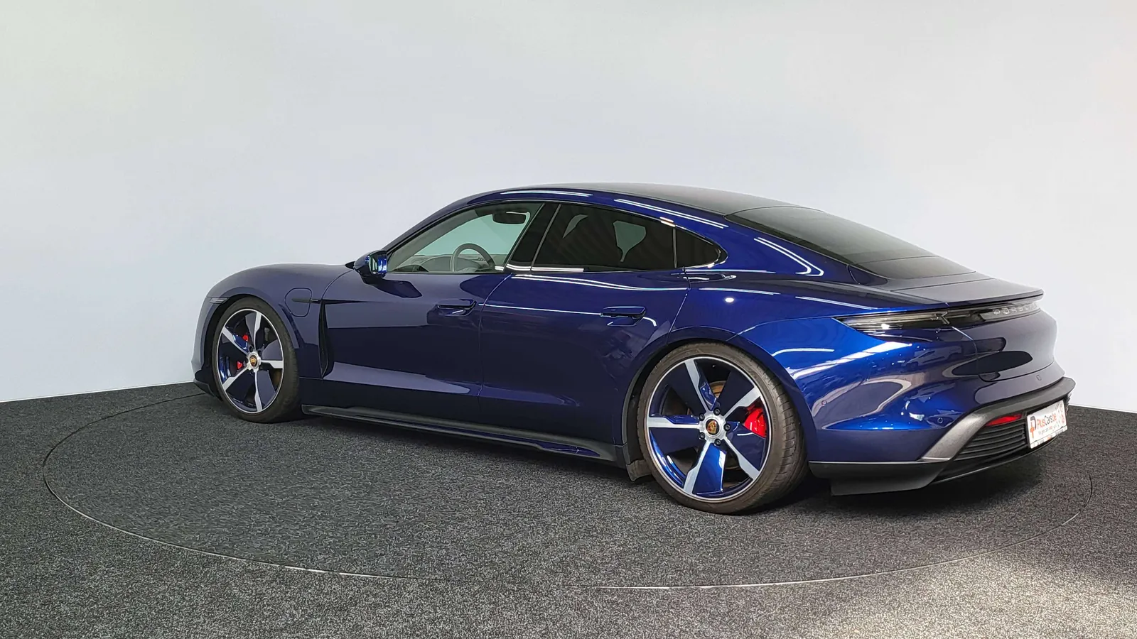 Porsche Taycan 2020 photo 4