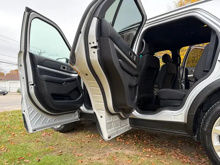 Ford Explorer 2016 photo 5